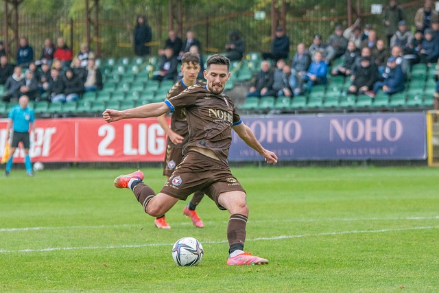 他在球场上 他在球场上